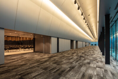 「TODA HALL & CONFERENCE TOKYO」ホワイエ